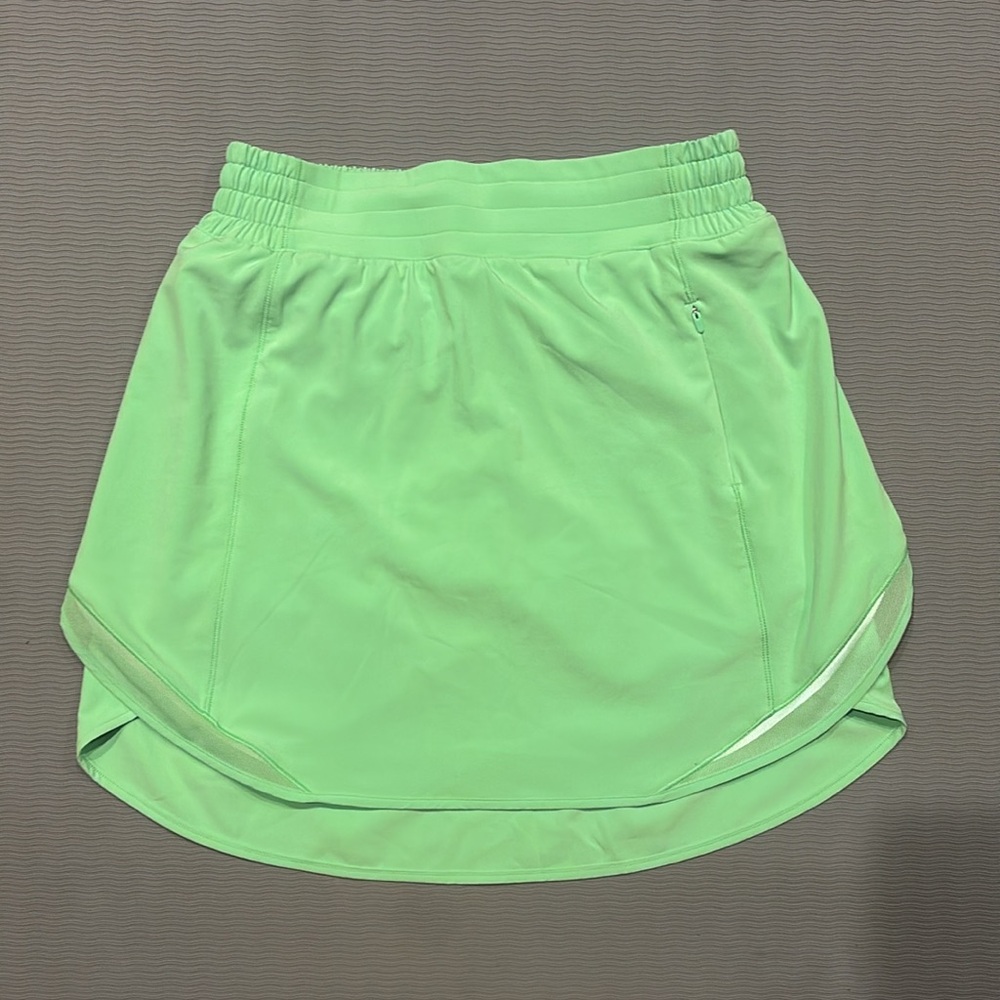 Lululemon Hotty Hot High-Rise Skirt Skort Long Scream Green Light 6 - Picture 8 of 16